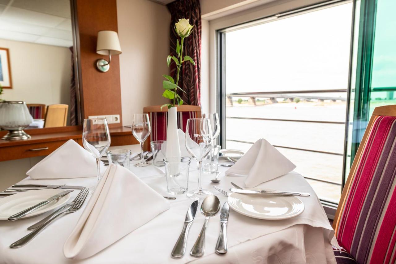 Kd Hotelship Duesseldorf Comfort Plus Düsseldorf Exterior foto